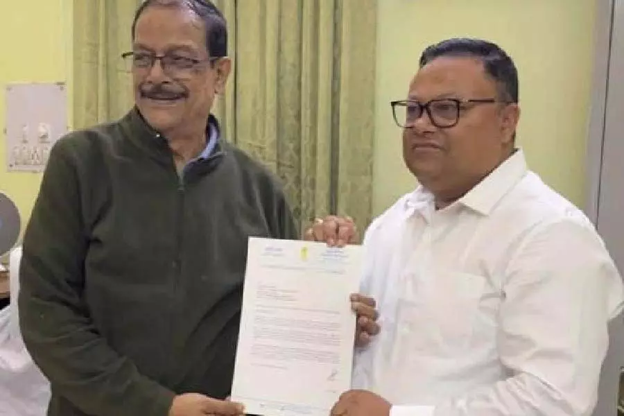 GTA प्रमुख अनित थापा ने राज्य सरकार से चाय बागान क्षेत्रों में भूमि सर्वेक्षण रोकने का अनुरोध किया GTA प्रमुख अनित थापा ने राज्य सरकार से चाय बागान क्षेत्रों में भूमि सर्वेक्षण रोकने का अनुरोध किया