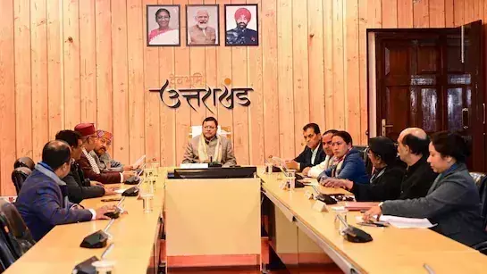 Uttarakhand: धामी कैबिनेट से मिली भू-कानून को मंजूरी Uttarakhand: धामी कैबिनेट से मिली भू-कानून को मंजूरी