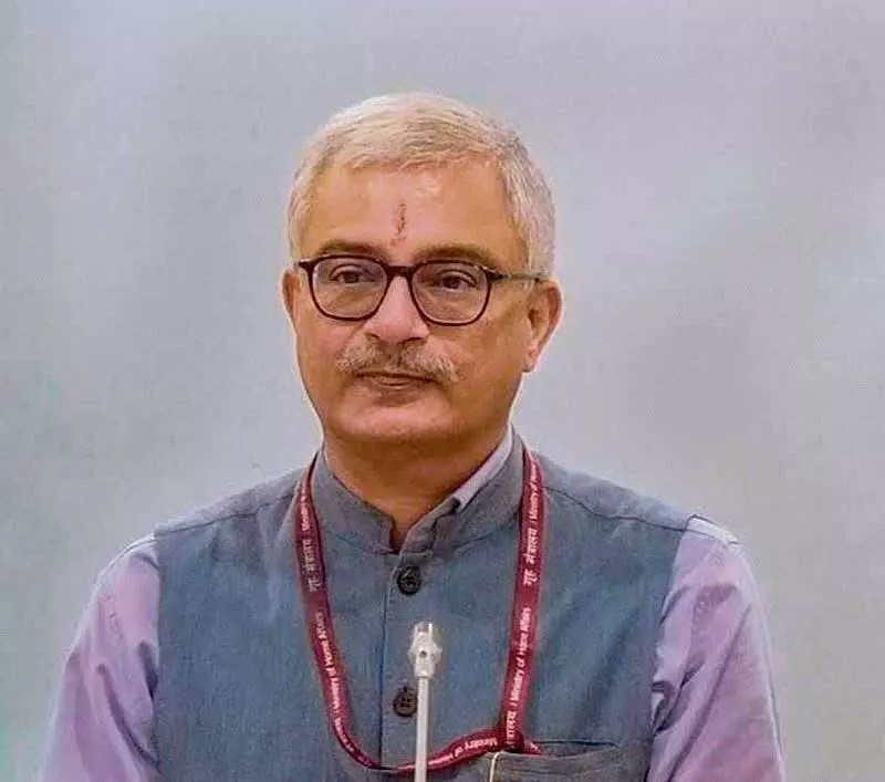 Vivek Joshi आज संभालेंगे चुनाव आयुक्त का पद, नए मुख्य सचिव पर जल्द होगी मुहर Vivek Joshi आज संभालेंगे चुनाव आयुक्त का पद, नए मुख्य सचिव पर जल्द होगी मुहर