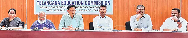 Telangana : स्कूली शिक्षा प्रणाली में बदलावों पर सरकार को एक व्यापक रिपोर्ट सौंपी गई Telangana : स्कूली शिक्षा प्रणाली में बदलावों पर सरकार को एक व्यापक रिपोर्ट सौंपी गई