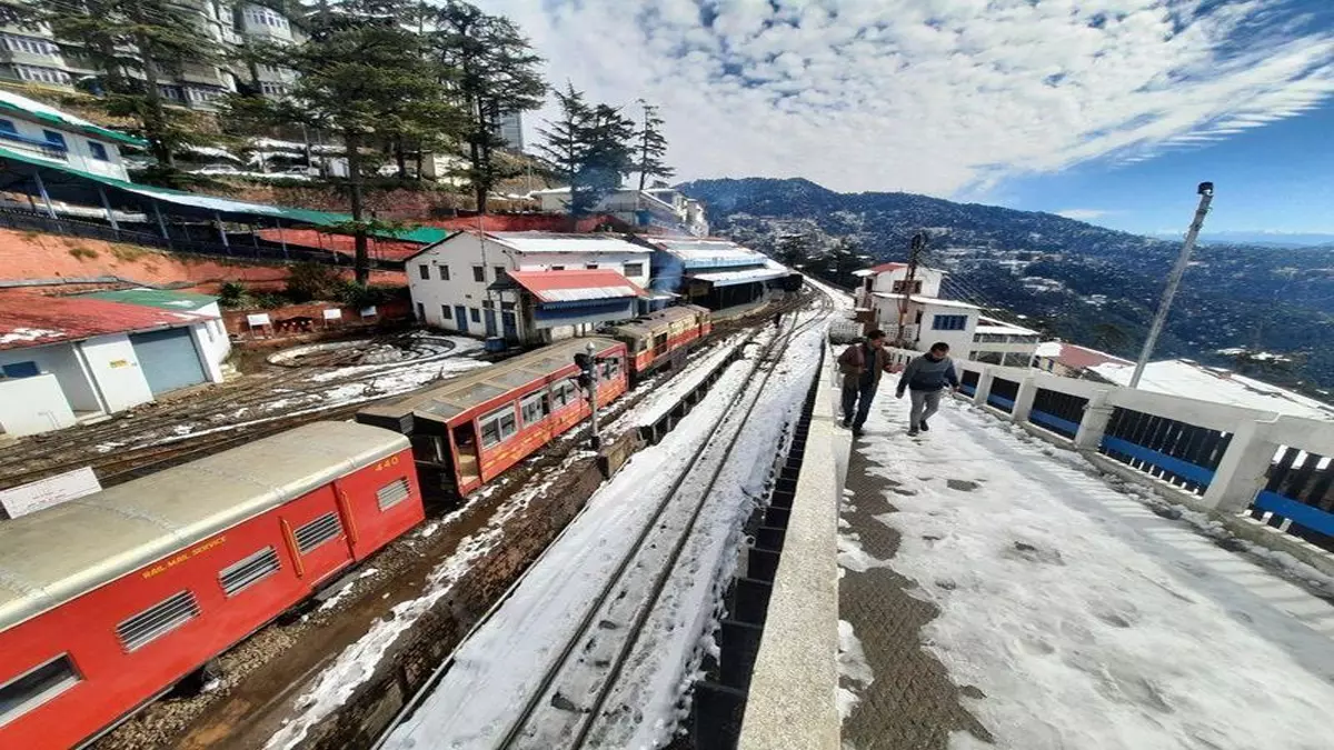 Himachal प्रदेश में भारी बारिश की आशंका, 4 जिलों के लिए ऑरेंज अलर्ट जारी Himachal प्रदेश में भारी बारिश की आशंका, 4 जिलों के लिए ऑरेंज अलर्ट जारी