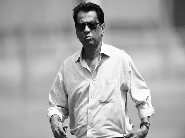 Sachin Tendulkar ने मिलिंद रेगे के निधन पर उनके लिए भावुक संदेश साझा किया Sachin Tendulkar ने मिलिंद रेगे के निधन पर उनके लिए भावुक संदेश साझा किया