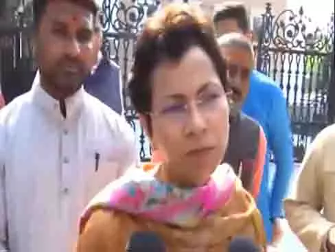 PM को अमेरिका में भारतीय प्रवासियों के निर्वासन का मुद्दा उठाना चाहिए था: कांग्रेस की कुमारी शैलजा PM को अमेरिका में भारतीय प्रवासियों के निर्वासन का मुद्दा उठाना चाहिए था: कांग्रेस की कुमारी शैलजा
