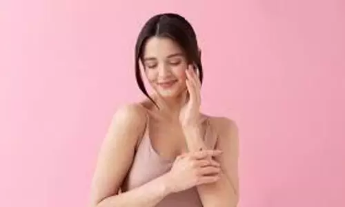 Winter Beauty Tips: समुद्र में भी ग्लोइंग रहेगी आपकी स्किन, बस अपनाएं ये 5 आसान टिप्स