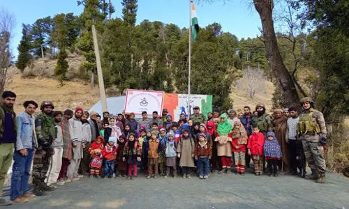 J&K: सेना ने छात्रों को सैन्य स्कूल, कॉलेज में शामिल होने के लिए प्रेरित किया