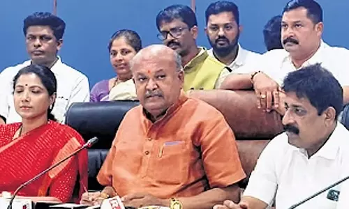 गारंटी योजनाएं किसी भी कारण से बंद नहीं होंगी: Home Minister Revanna गारंटी योजनाएं किसी भी कारण से बंद नहीं होंगी: Home Minister Revanna