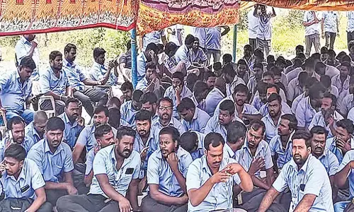 Tamil Nadu: सैमसंग के 200 से अधिक कर्मचारियों ने वेतन न मिलने के बाद भी हड़ताल जारी रखी