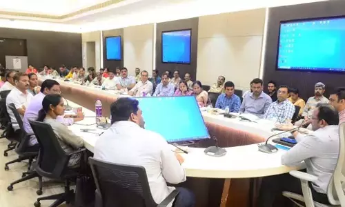 Andhra: पीओ और एपीओ के लिए मतदान ड्यूटी पर प्रशिक्षण आयोजित Andhra: पीओ और एपीओ के लिए मतदान ड्यूटी पर प्रशिक्षण आयोजित