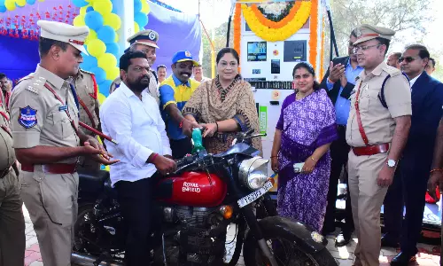 DGP: फिलिंग स्टेशन कैदियों के जीवन को बदल देगा DGP: फिलिंग स्टेशन कैदियों के जीवन को बदल देगा