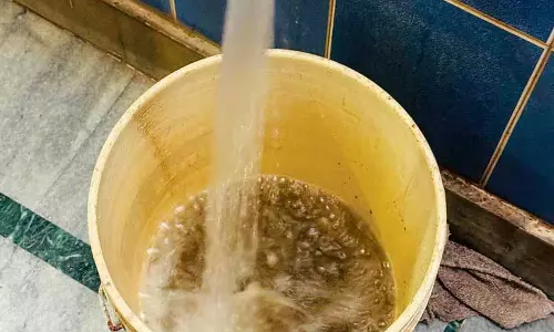 शिकायतों के बावजूद Sirsa के स्थानीय लोग दूषित पानी पीने को मजबूर