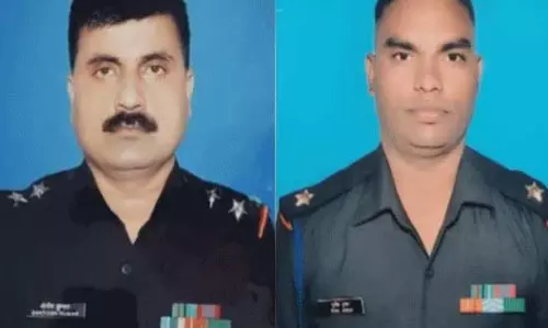 लद्दाख दुर्घटना में दो JCO शहीद लद्दाख दुर्घटना में दो JCO शहीद