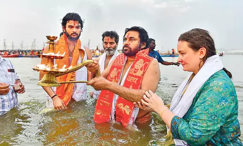 Pawan Kalyan : कुंभ मेले का चमत्कार