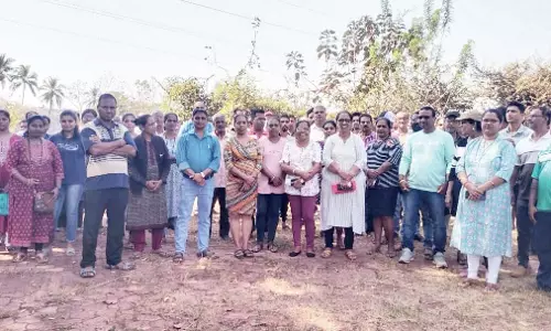 Borim-Shiroda निवासियों ने खनन पेलेट प्रसंस्करण कंपनी से प्रदूषण का विरोध किया Borim-Shiroda निवासियों ने खनन पेलेट प्रसंस्करण कंपनी से प्रदूषण का विरोध किया