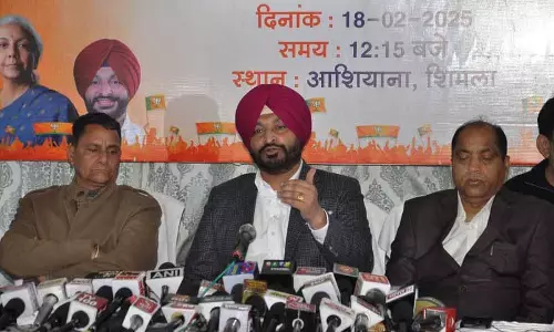 HP सरकार रेलवे परियोजनाओं में राज्य का हिस्सा देने में विफल रही: BJPs Bittu HP सरकार रेलवे परियोजनाओं में राज्य का हिस्सा देने में विफल रही: BJPs Bittu