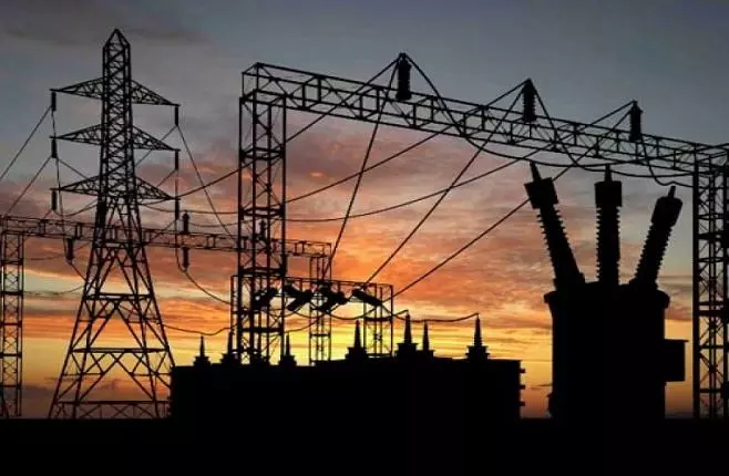 गर्मियों की शुरुआत में बिजली की मांग बढ़ेगी: 19,000 मेगावाट पार होने की उम्मीद गर्मियों की शुरुआत में बिजली की मांग बढ़ेगी: 19,000 मेगावाट पार होने की उम्मीद