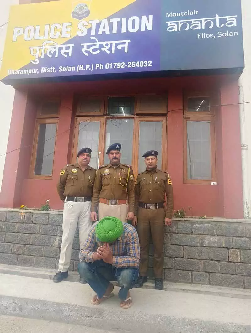 कुमारहट्टी में कार चोरी के आरोप में Rajpura का युवक गिरफ्तार कुमारहट्टी में कार चोरी के आरोप में Rajpura का युवक गिरफ्तार