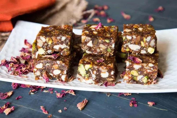 Dry Fruit Paag स्वाद के साथ सेहत को भी देते हैं प्राथमिकता Dry Fruit Paag स्वाद के साथ सेहत को भी देते हैं प्राथमिकता