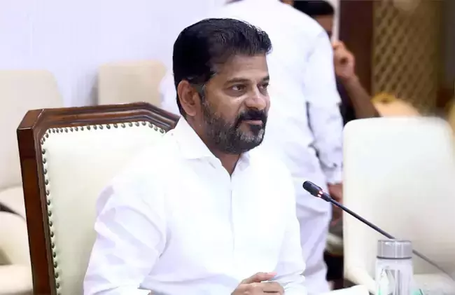 Telangana: सीएम रेवंत रेड्डी नामपल्ली पीपुल्स रिप्रेजेंटेटिव कोर्ट में पेश हुए Telangana: सीएम रेवंत रेड्डी नामपल्ली पीपुल्स रिप्रेजेंटेटिव कोर्ट में पेश हुए