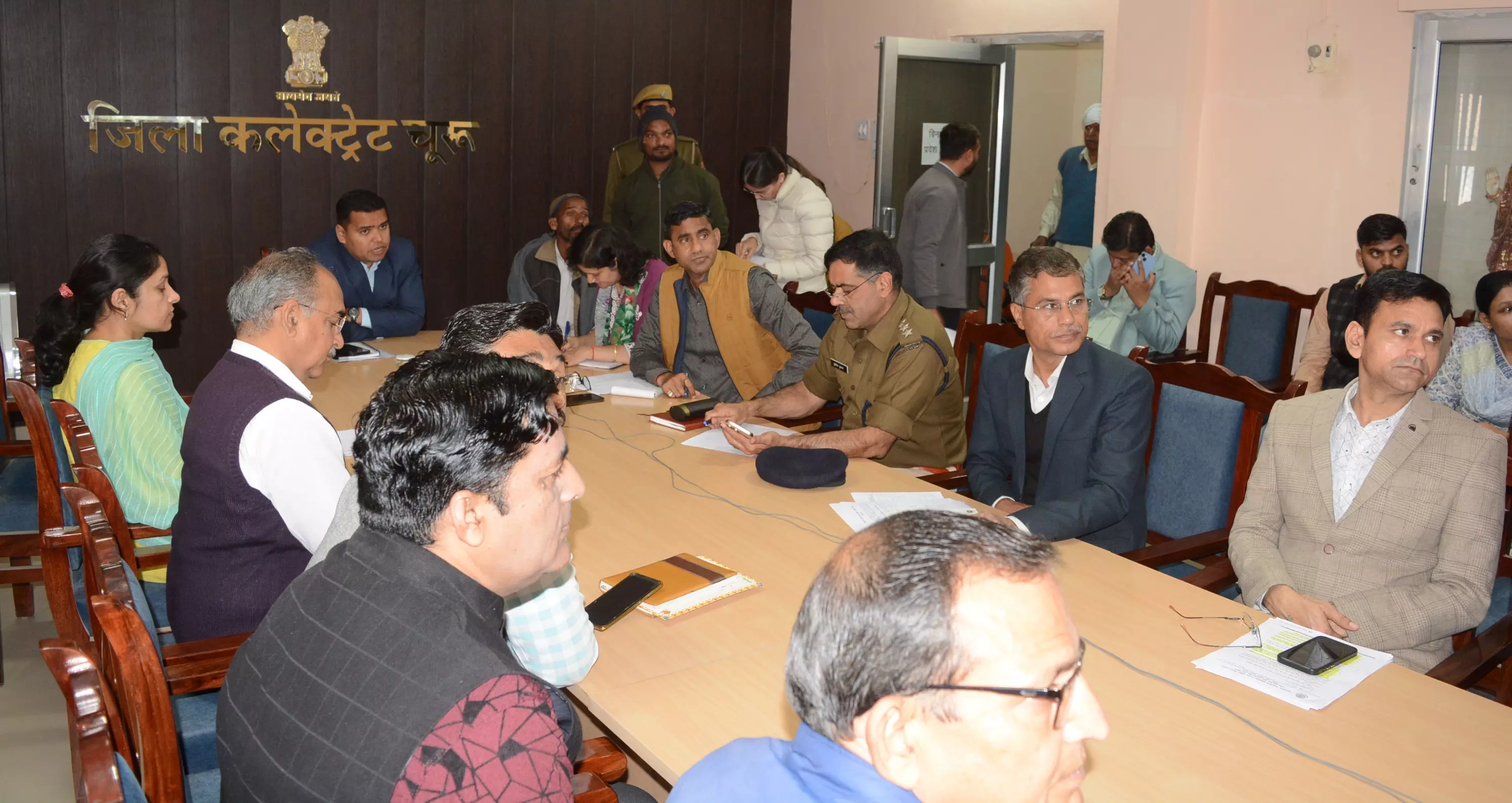 Churu: जनसुनवाई में प्राप्त परिवादों का हो समयबद्ध निस्तारण: सुराणा जिला कलेक्टर Churu: जनसुनवाई में प्राप्त परिवादों का हो समयबद्ध निस्तारण: सुराणा जिला कलेक्टर