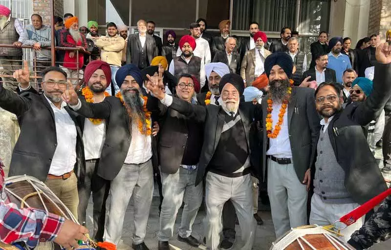 Malli कपूरथला बार एसोसिएशन के प्रधान हैं Malli कपूरथला बार एसोसिएशन के प्रधान हैं