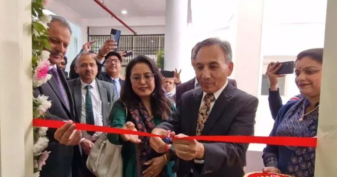 मुख्य न्यायाधीश ने Katra न्यायालय परिसर में वकीलों के चैंबर का उद्घाटन किया मुख्य न्यायाधीश ने Katra न्यायालय परिसर में वकीलों के चैंबर का उद्घाटन किया