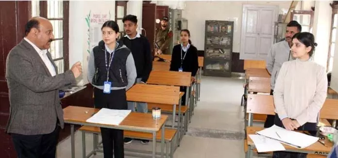 DyCM: सरकार युवाओं को आधुनिक कौशल प्रदान करने के लिए व्यापक कार्यक्रम चला रही DyCM: सरकार युवाओं को आधुनिक कौशल प्रदान करने के लिए व्यापक कार्यक्रम चला रही