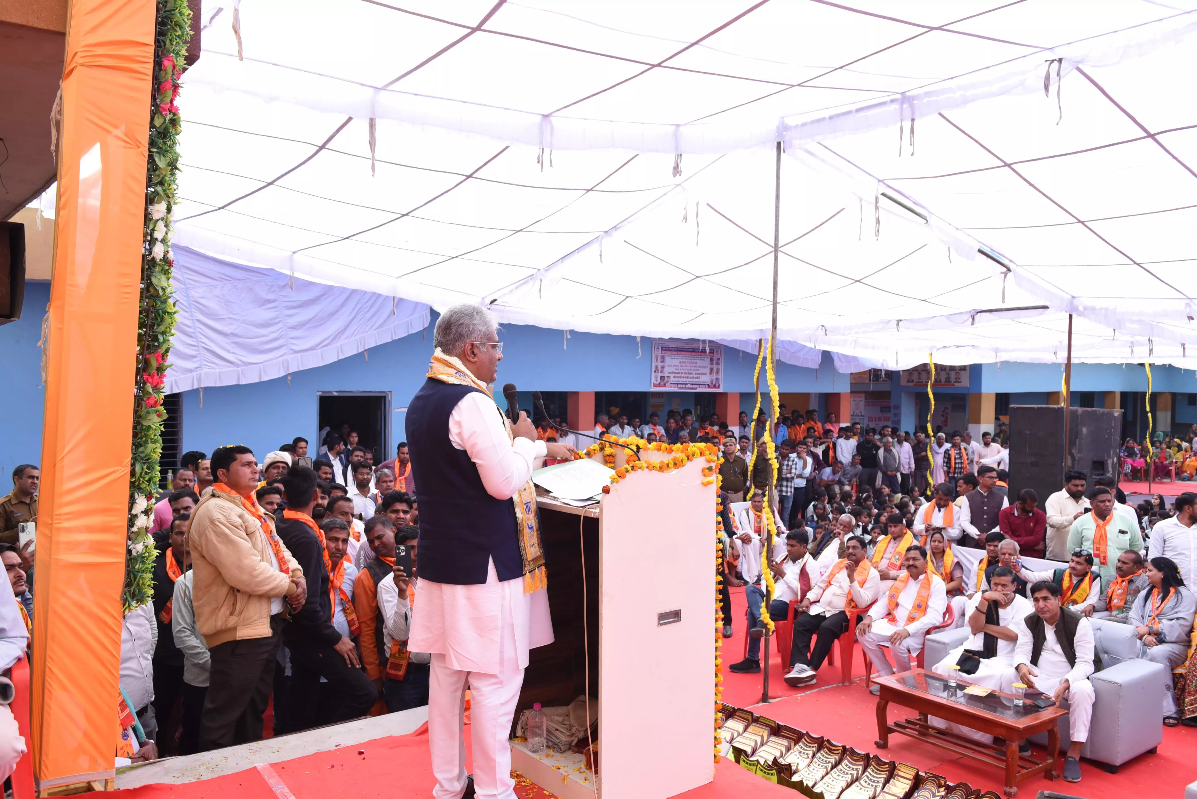 Alwar: केंद्रीय पर्यावरण एवं वन मंत्री ने लिया जिले में विभिन्न कार्यक्रमों में लिया भाग Alwar: केंद्रीय पर्यावरण एवं वन मंत्री ने लिया जिले में विभिन्न कार्यक्रमों में लिया भाग