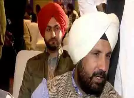 रेखा गुप्ता के दिल्ली CM बनने पर कांग्रेस पंजाब अध्यक्ष अमरिंदर राजा वारिंग ने कही ये बात रेखा गुप्ता के दिल्ली CM बनने पर कांग्रेस पंजाब अध्यक्ष अमरिंदर राजा वारिंग ने कही ये बात