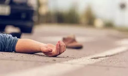 नेशनल हाईवे में छात्रा की मौत, रौंदकर ट्रक ड्राइवर फरार नेशनल हाईवे में छात्रा की मौत, रौंदकर ट्रक ड्राइवर फरार