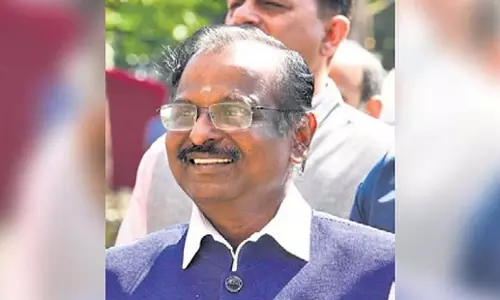 Karnataka: इसरो के अध्यक्ष वी नारायणन ने भारत के अंतरिक्ष मिशन और प्रौद्योगिकियों की सराहना की Karnataka: इसरो के अध्यक्ष वी नारायणन ने भारत के अंतरिक्ष मिशन और प्रौद्योगिकियों की सराहना की