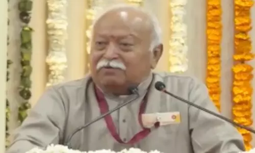 कार्यालय की भव्यता हमारे काम को दर्शानी चाहिए: मोहन भागवत ने RSS के नए कार्यालय का उद्घाटन किया कार्यालय की भव्यता हमारे काम को दर्शानी चाहिए: मोहन भागवत ने RSS के नए कार्यालय का उद्घाटन किया
