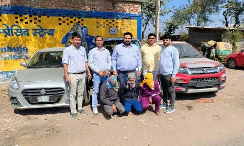 वाहन चोर गिरोह का भंडाफोड़, तीन सदस्य पुलिस की गिरफ्त में वाहन चोर गिरोह का भंडाफोड़, तीन सदस्य पुलिस की गिरफ्त में