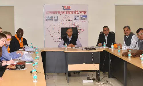 Jaipur: राज्य के लगभग 78 प्रतिशत पशुओं का हो चुका टीकाकरण Jaipur: राज्य के लगभग 78 प्रतिशत पशुओं का हो चुका टीकाकरण