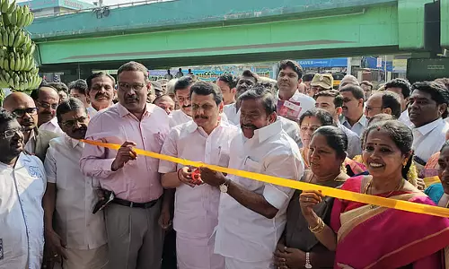 Tamil Nadu : कोयंबटूर में नवीनीकृत ओमनी बस स्टैंड खुला Tamil Nadu : कोयंबटूर में नवीनीकृत ओमनी बस स्टैंड खुला