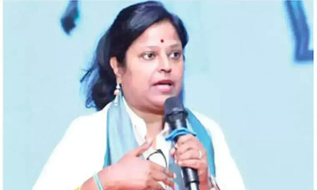 Telangana :  कांग्रेस ने विधानसभा सत्र में शामिल न होने के लिए केसीआर की आलोचना की