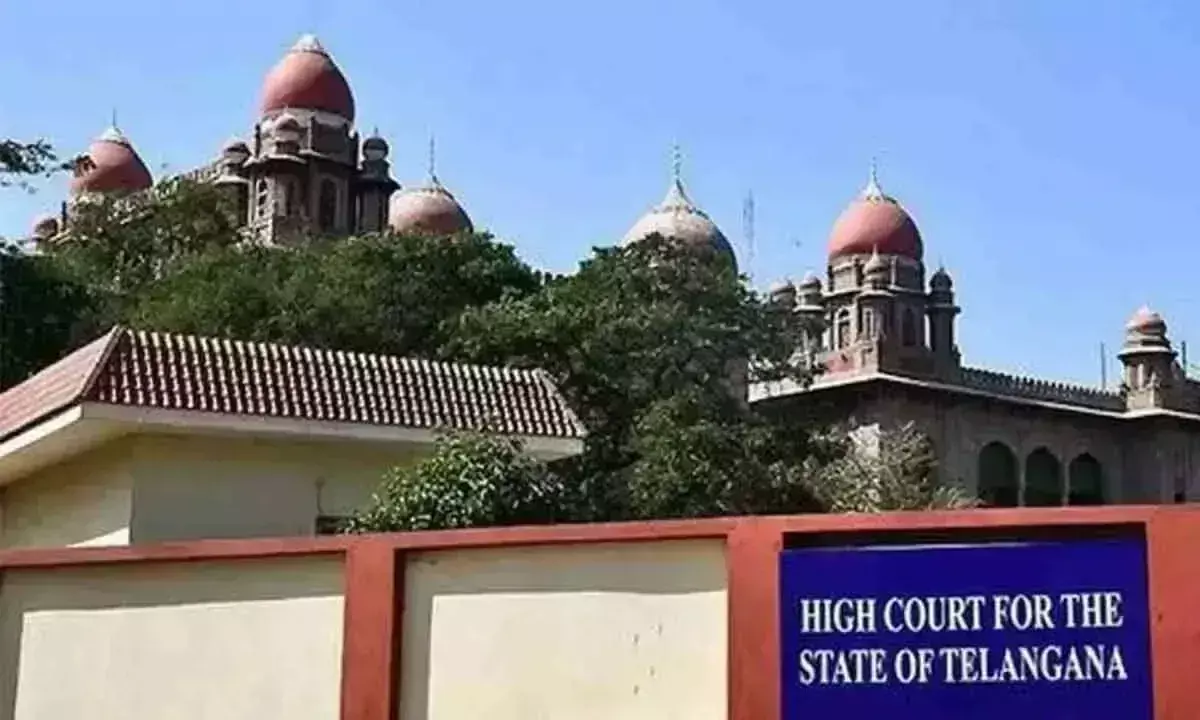 Telangana :   हाईकोर्ट ने पूर्व विधायक और उनके परिवार को आपराधिक मामले में मुकदमे का सामना करने का निर्देश