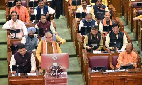 यूपी: योगी सरकार ने पेश किया 8.08 लाख करोड़ रुपये से अधिक का ऐतिहासिक बजट