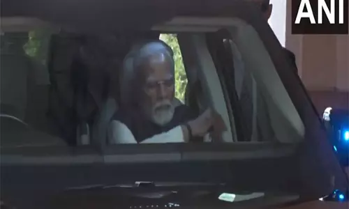 प्रधानमंत्री नरेंद्र मोदी एनडीए के मुख्यमंत्रियों की बैठक में शामिल होने Delhi पहुंचे