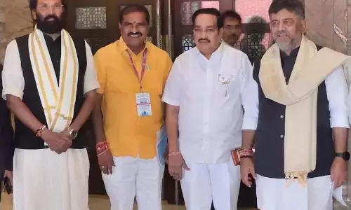 Andhra: 3 राज्य कृष्णा विवाद को सौहार्दपूर्ण ढंग से सुलझाने पर सहमत हुए Andhra: 3 राज्य कृष्णा विवाद को सौहार्दपूर्ण ढंग से सुलझाने पर सहमत हुए