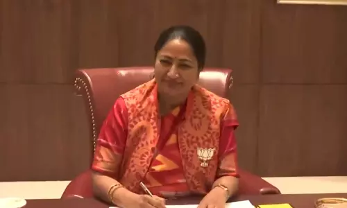 दिल्ली की नई मुख्यमंत्री रेखा गुप्ता ने किया पदभार ग्रहण, आज पहली कैबिनेट मीटिंग
