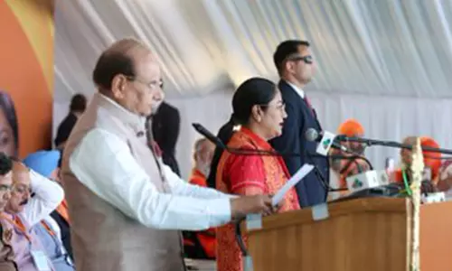 Delhi CM आज कार्यभार संभालेंगी, यमुना बाजार का दौरा करेंगी और पहली कैबिनेट बैठक की अध्यक्षता करेंगी