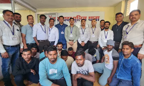 फर्जी सिम बेच रहे थे, 13 पीओएस एजेंट गिरफ्तार