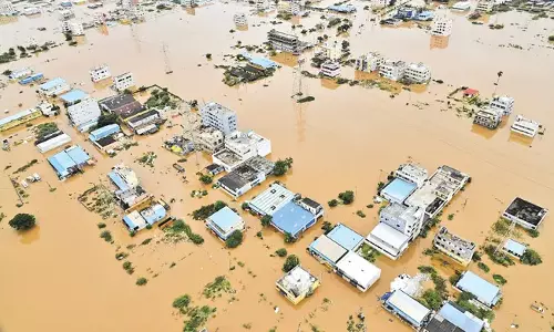 Andhra के लिए 608.08 करोड़ और तेलंगाना के लिए 231.75 करोड़ रुपये की बाढ़ सहायता की घोषणा की