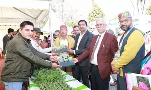 Palampur University ने पुष्प उत्पादन में नवाचार को बढ़ावा देने के लिए संगोष्ठी का आयोजन किया