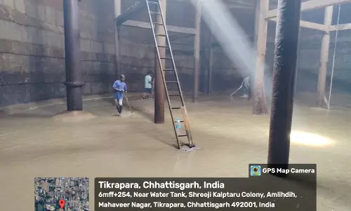 अमलीडीह के ओवर हेड टैंक की सील्ट साफ की गई