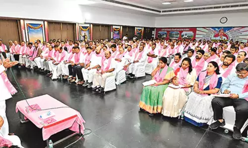 KCR: लोगों के बीच सरकार का ग्राफ काफी गिर रहा है यह फिर नहीं बढ़ेगा KCR: लोगों के बीच सरकार का ग्राफ काफी गिर रहा है यह फिर नहीं बढ़ेगा
