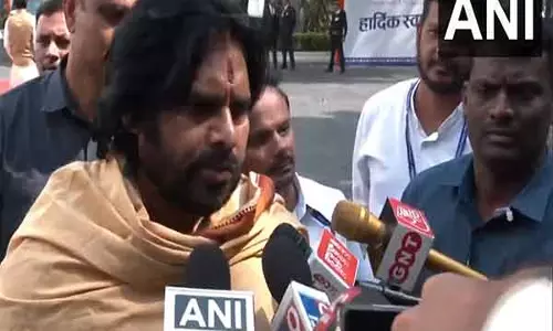 दिल्ली की सफलता एक ऐतिहासिक उपलब्धि है: Pawan Kalyan दिल्ली की सफलता एक ऐतिहासिक उपलब्धि है: Pawan Kalyan
