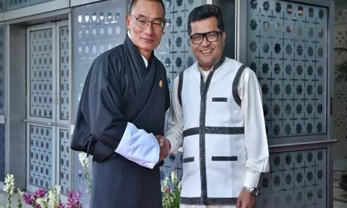 केंद्रीय मंत्री मार्गेरिटा ने Bhutan PM का स्वागत किया, जो सोल कार्यक्रम में भाग लेंगे केंद्रीय मंत्री मार्गेरिटा ने Bhutan PM का स्वागत किया, जो सोल कार्यक्रम में भाग लेंगे