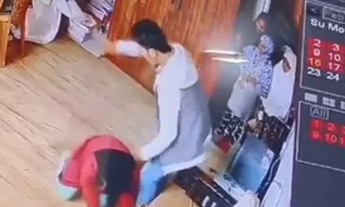 Bengaluru में छात्राओं पर क्रूरतापूर्वक हमला करने के आरोप में मदरसा प्रभारी गिरफ्तार