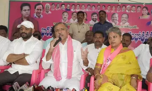 BRS ने राजलिंगमूर्ति हत्या मामले में कांग्रेस के आरोपों का खंडन किया BRS ने राजलिंगमूर्ति हत्या मामले में कांग्रेस के आरोपों का खंडन किया